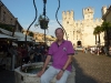 Vor der Scaligerburg in Sirmione